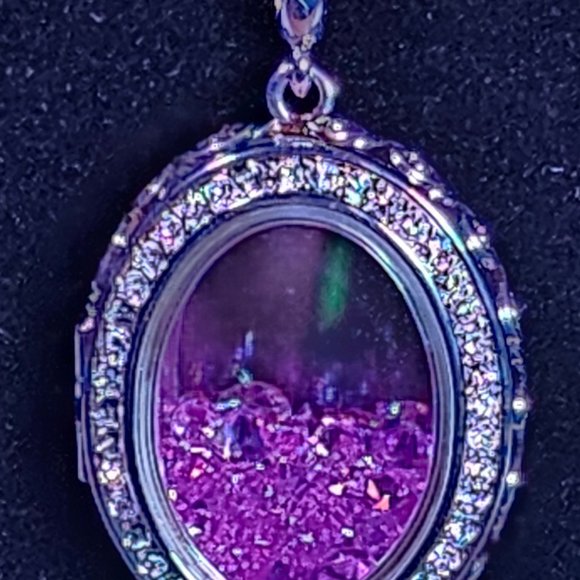 Crystal Sands Locket - Touchstone Crystal by Swarovski - Picture 3 of 16